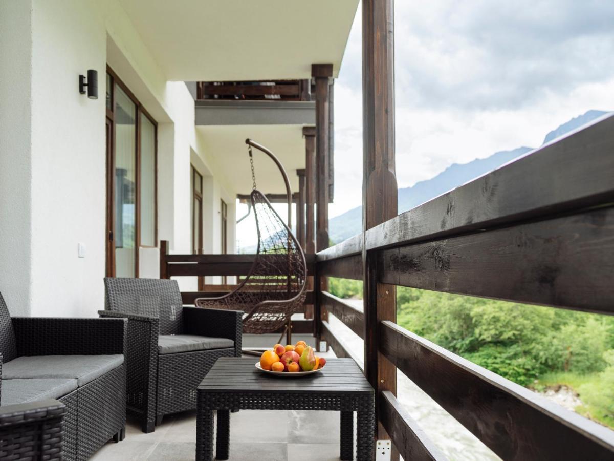 Nature Loft By The River Buşteni Exteriér fotografie